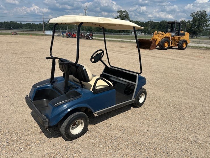 #65-•-club-car-golf-cart-image-3