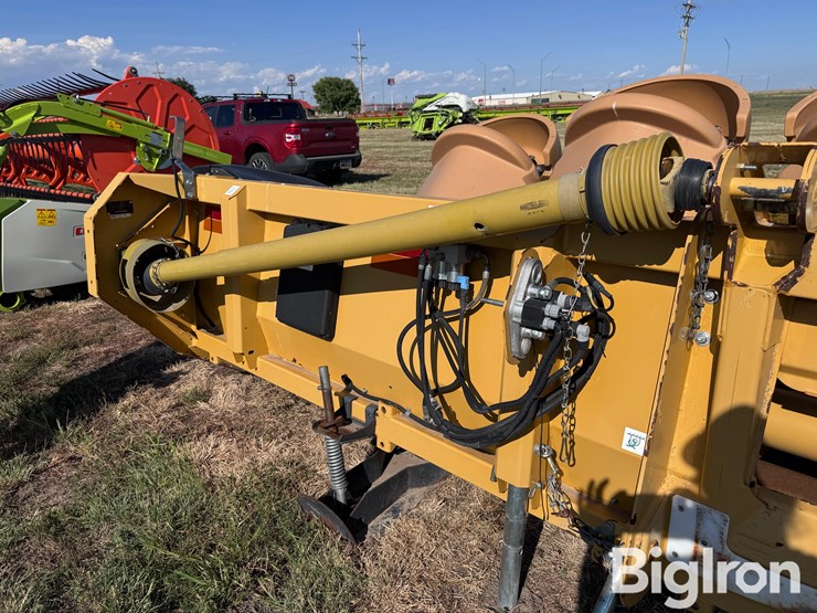 2011-claas-8-30-image-10