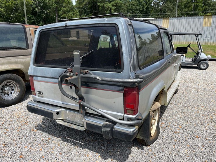 1987-ford-bronco-image-11