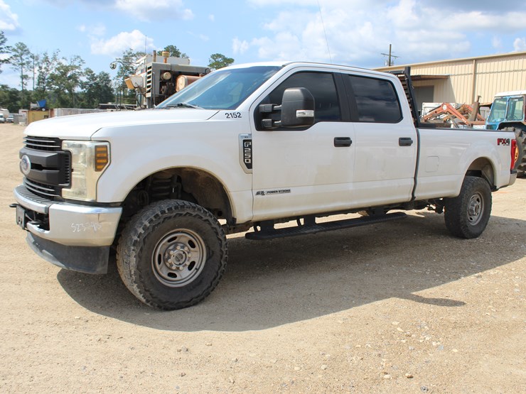 2019-ford-f250-image-1