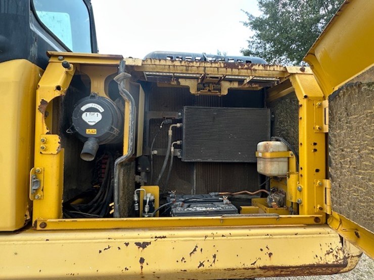 komatsu-pc160-lc-7ka-image-30