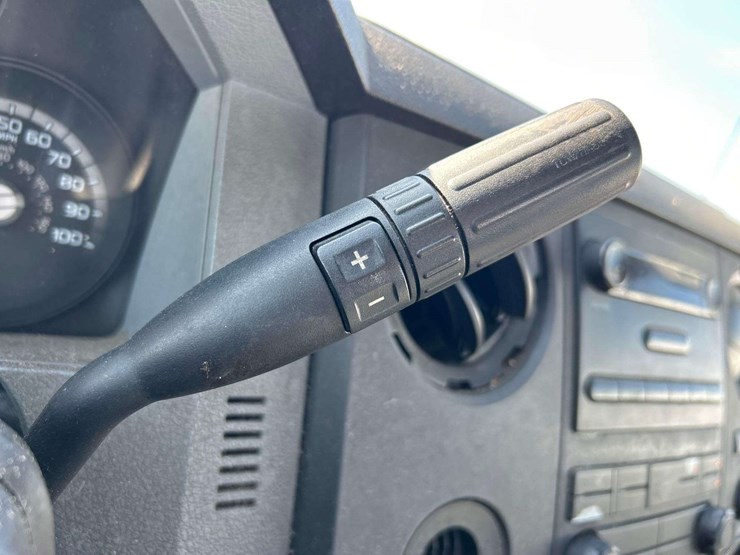 2012-ford-f250-image-17