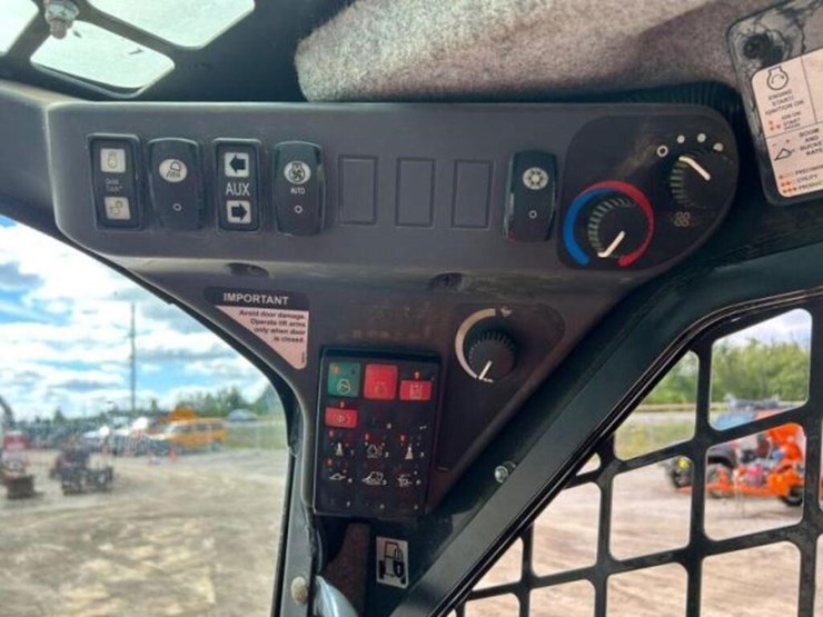 deere-333g-image-15