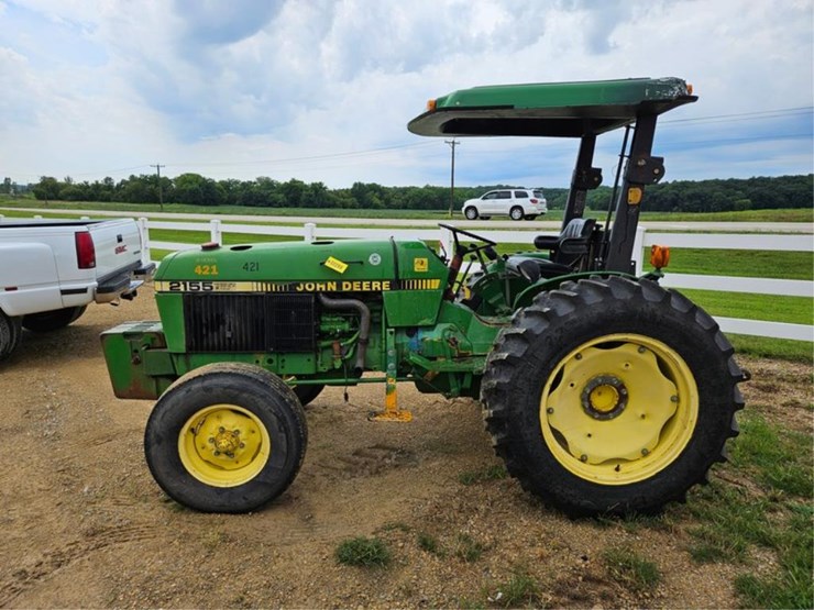 john-deere-2155-image-2