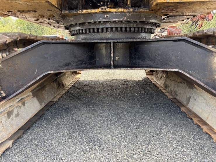 caterpillar-568-image-29