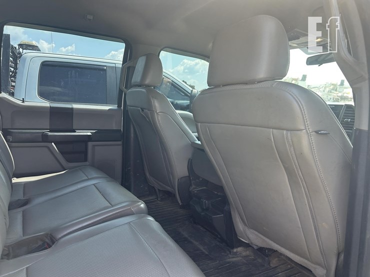 2020-ford-f250-sd-xl-image-28