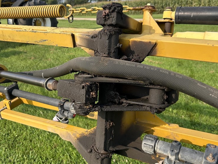2005-ag-chem-rogator-1074-image-15