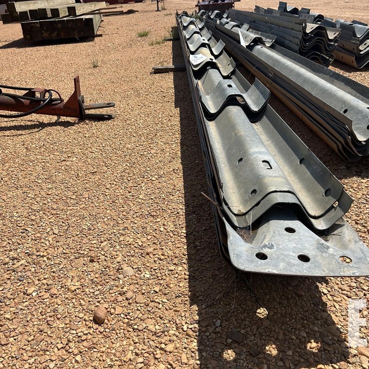 GUARD RAIL