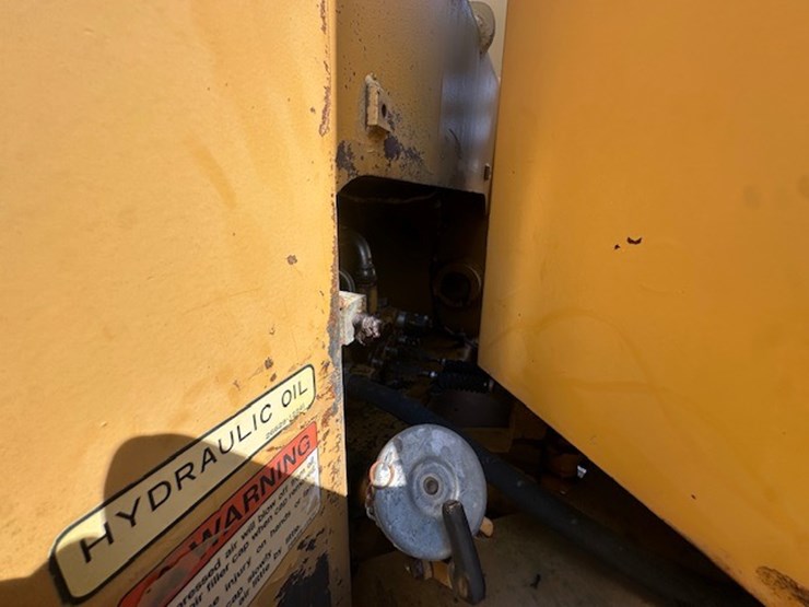 #2286-•-tcm-835-2-series-rubber-tire-loader-image-59