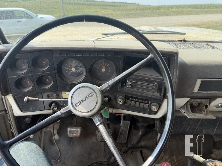 1981-gmc-7000-image-23