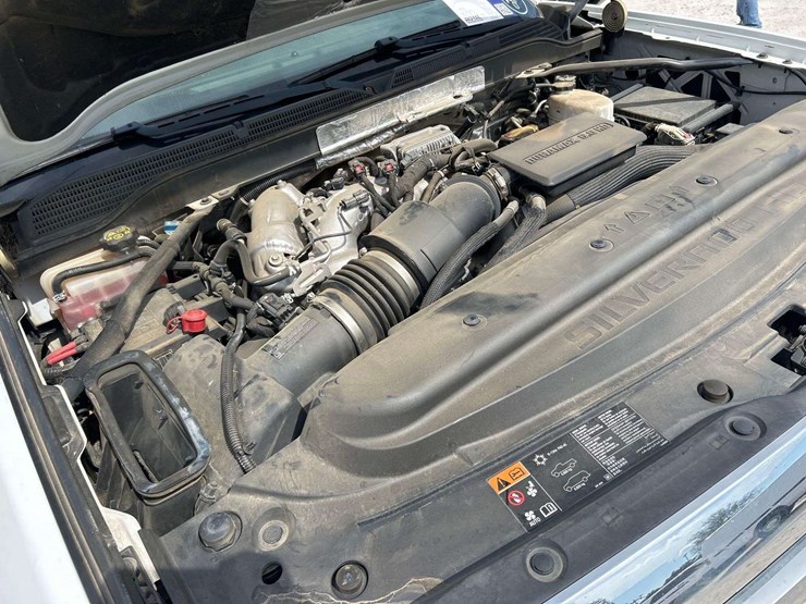 2019-chevrolet-silverado-3500hd-image-8