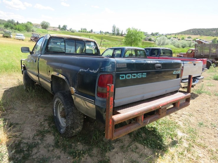 1995-dodge-w2500-laramie-slt-cummins-4x4-pickup-image-6