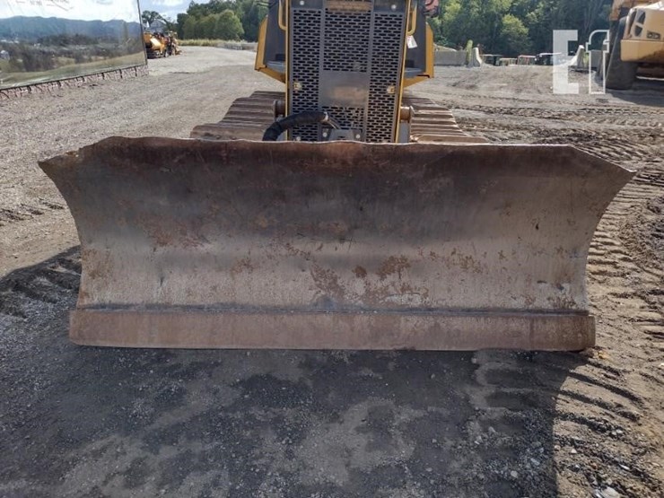 deere-650k-xlt-image-16
