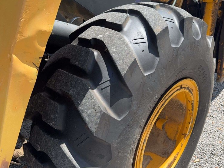 2012-komatsu-wa250-image-20