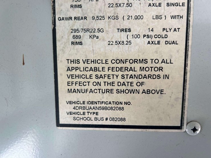 2009-ic-corporation-pb105-school-bus-image-5
