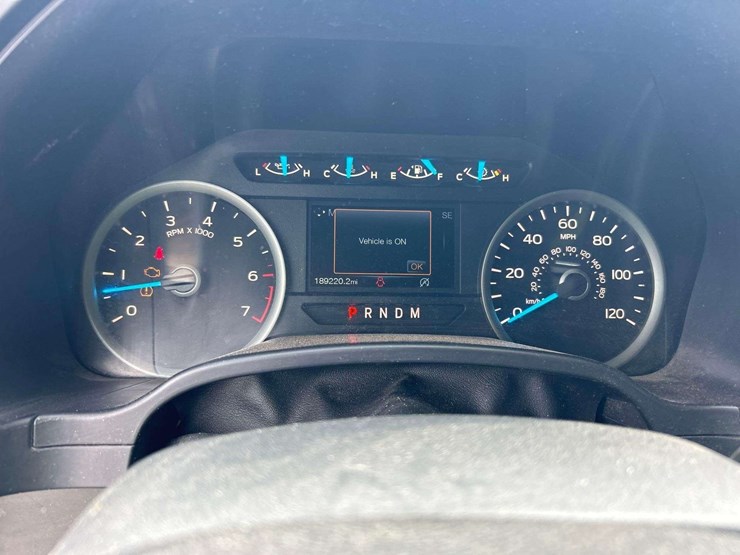 2017-ford-f150-image-16