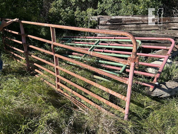 4x-gates-image-8