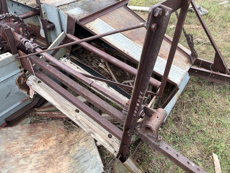 #3501-•-vintage-oliver-combine-(wagon-mound,-nm)-image-13