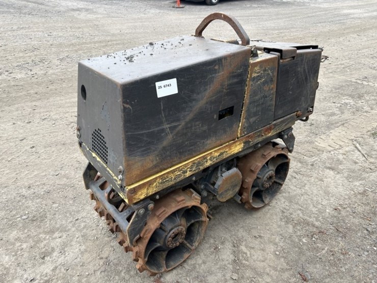 1998-bomag-bmp851-image-1