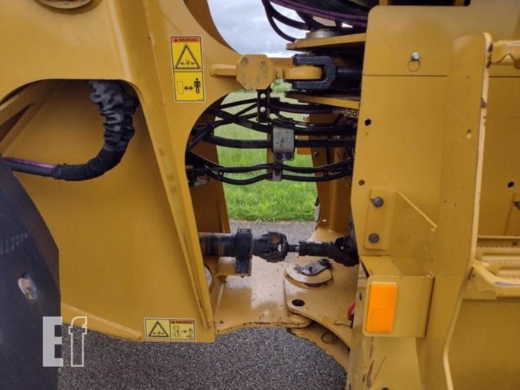 2018-caterpillar-910m-image-24
