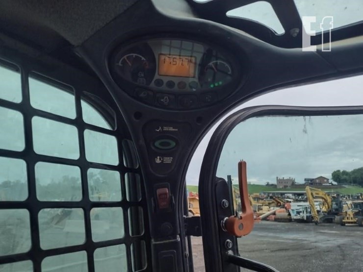 2019-bobcat-t770-image-7