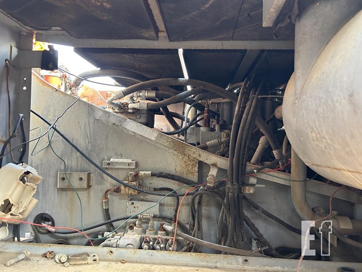 hitachi-ex310h-3c-image-19
