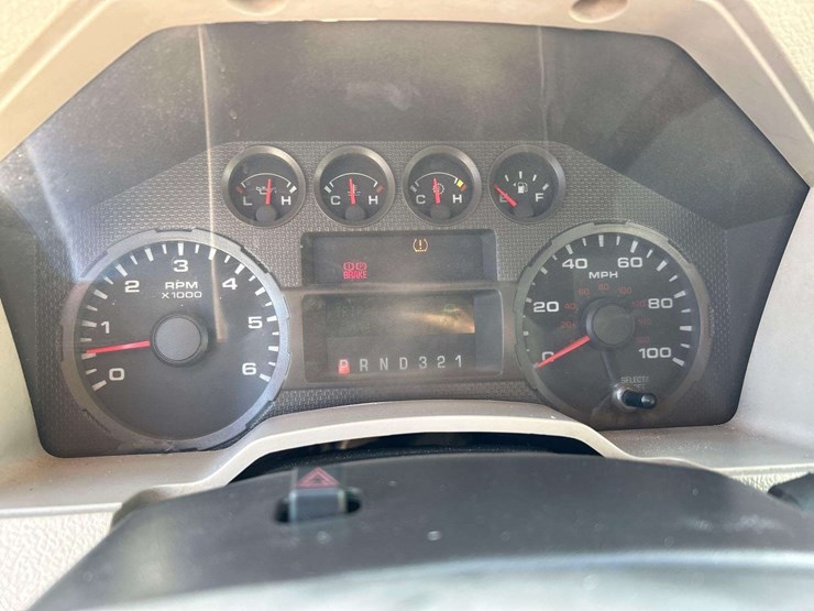 2009-ford-f350-image-14