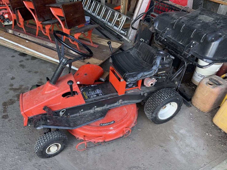 ariens-lawn-mower,-8hp-b&s-image-1