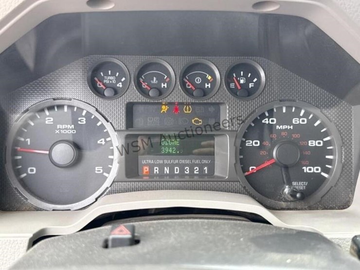 2009-ford-f350-image-18