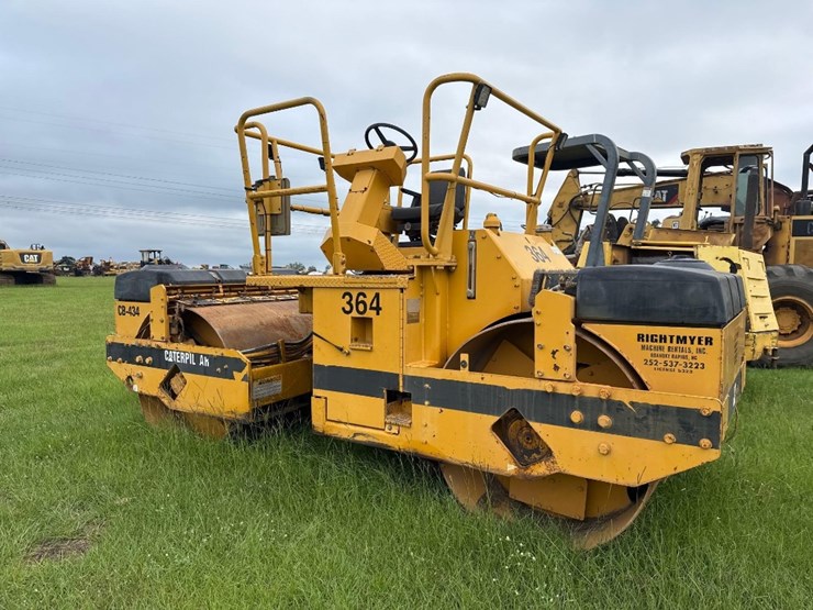 caterpillar-cb-434-image-6