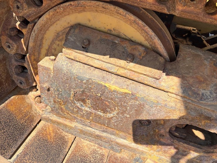 2017-caterpillar-d5k2-lgp-image-28