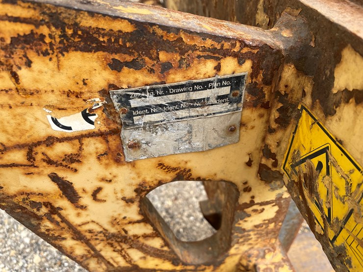 deere-304j-image-7