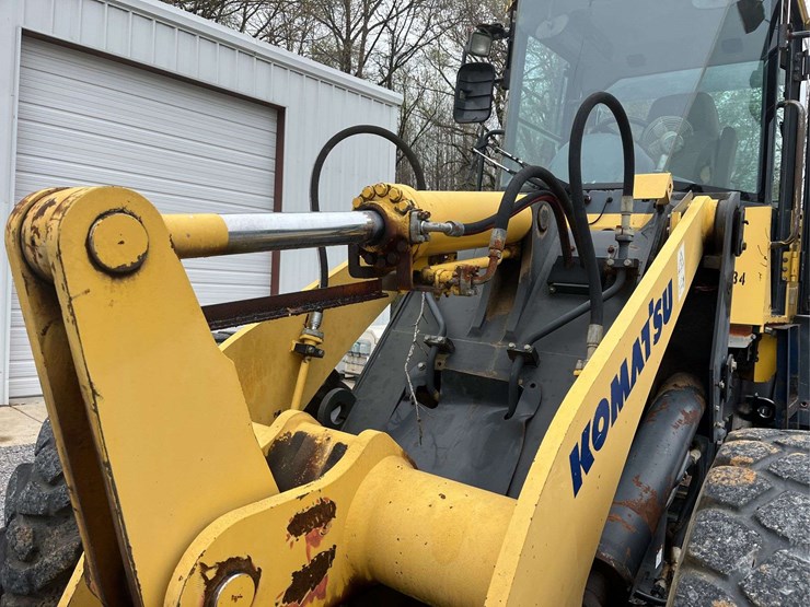 komatsu-wa250-image-5