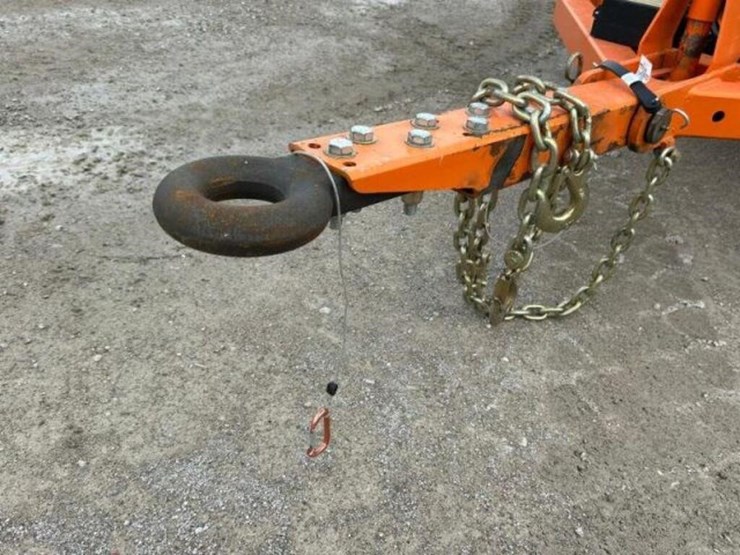 2024-1.5-cubic-meter-tow-behind-tri/a-concrete-fil-image-10