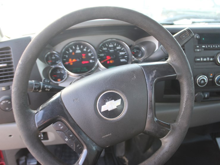 chevrolet-2500hd-image-9