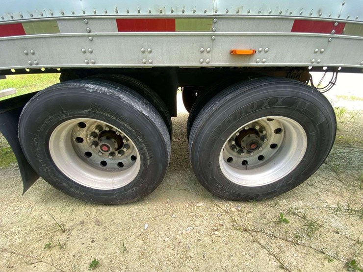 2007-utility-3000r-image-17