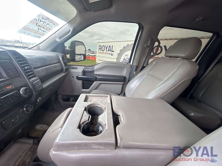 2018-ford-f350-image-19