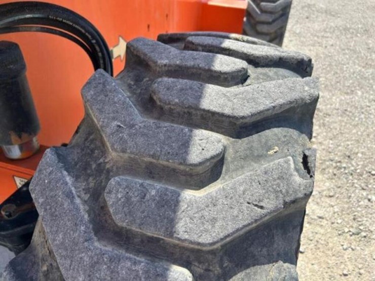 2013-jlg-660sj-image-37