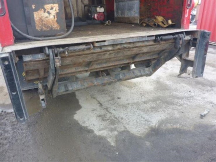 2016-ford-f550-xl-image-14
