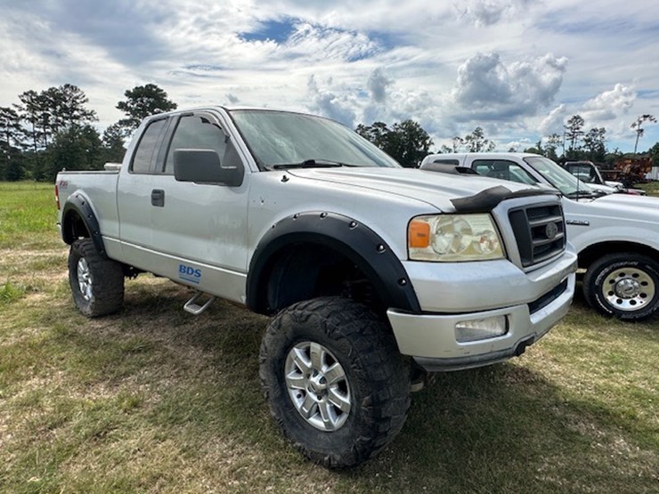 2004-ford-f150-image-2