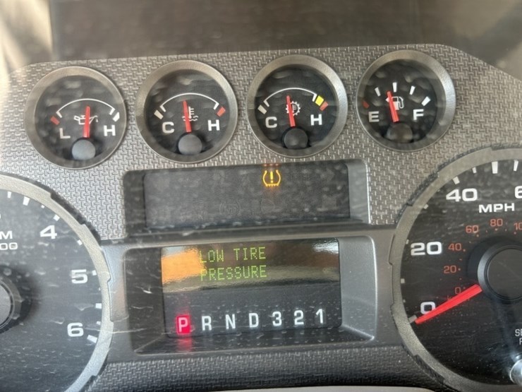 2008-ford-f350-xl-image-27