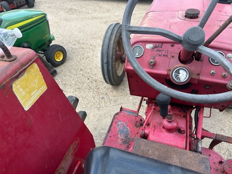 mahindra-575-di-image-59