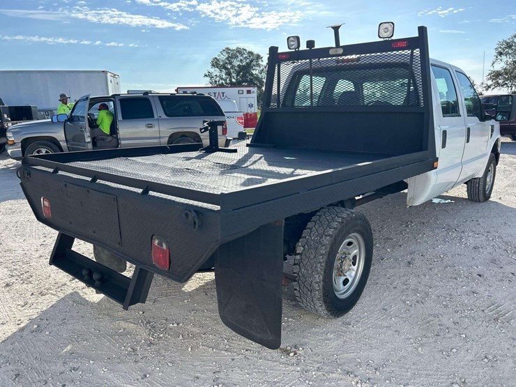 2009-ford-f350-image-25