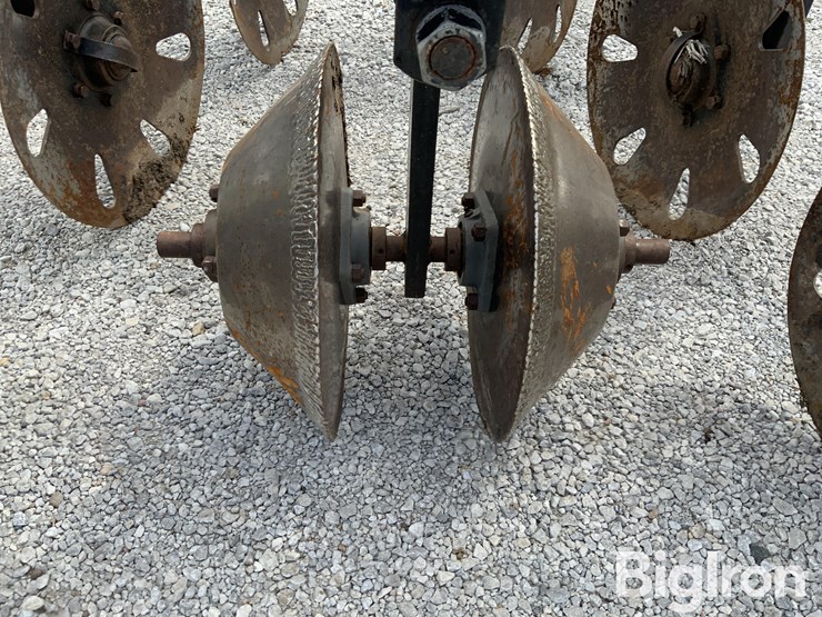 blu-jet-track-master-image-17