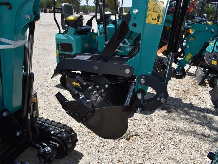 qh12r-mini-excavator-(serial-#-qh12r202507010524)-(k)-image-3