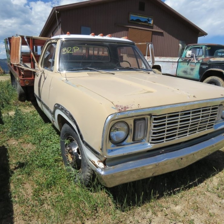 1972 Dodge D300 1 ton Pickup with stock bed
