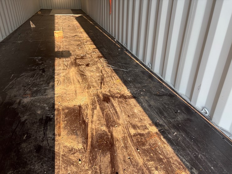 #1230-•-40-ft-container-image-5