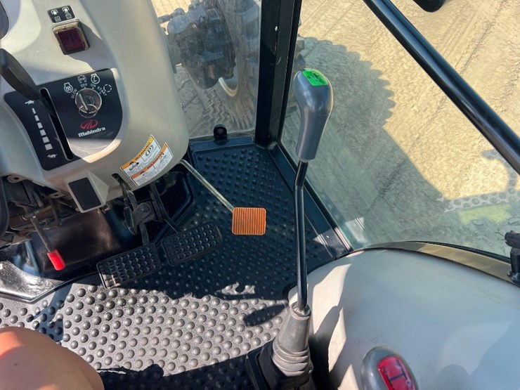 mahindra-6110-image-25