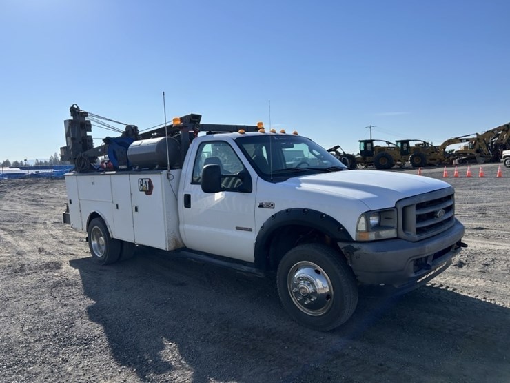 2004-ford-f550-sd-image-7