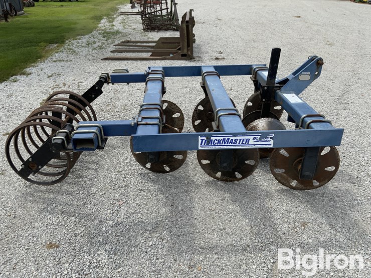 blu-jet-track-master-image-4